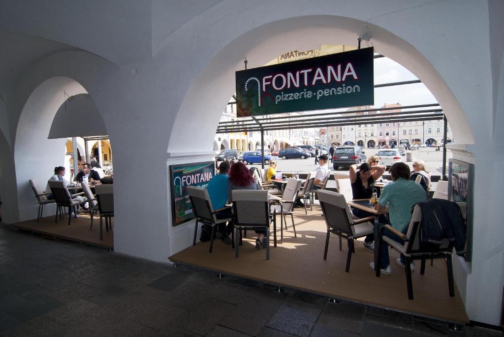 Fontana Pizzeria - Pension Ceske Budejovice Exteriér fotografie